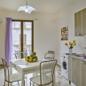  Hébergement de vacances Arricàmpati Family Apartment&rooms Italie